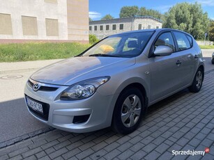 HYUNDAI I30 1.4 BENZ OKAZYJNA CENA 2010