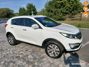 Kia Sportage 1.7 crd kamera Biała Perła navigacja III (2010-2015)