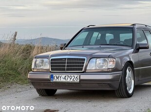 Mercedes-Benz Klasa E 300 T Diesel