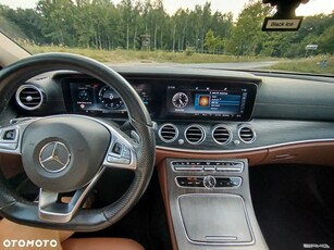 Mercedes-Benz Klasa E 350 d 9G-TRONIC