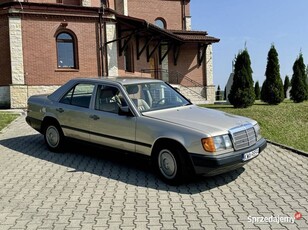 Mercedes-Benz W124 2.3