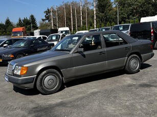 Mercedes-Benz W124 230E 132KM Klima, Elektryka, Zdrowy, Oryginalny lakier