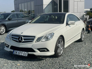 Mercedes E 350 3.5 V6 306KM 2010r. 187 tys. km. coupe, RWD, pakiet AMG W21…