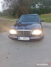 Mercedes W 124