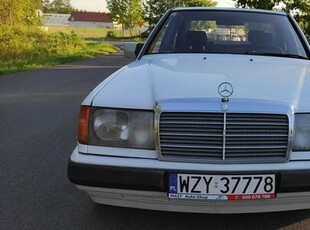 Mercedes W124 Zero korozji ! 300D KLIMA ! UNIKAT !