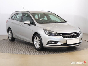 Opel Astra 1.6 CDTI