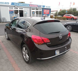 Opel Astra 2013 1.4 T 140306km Hatchback