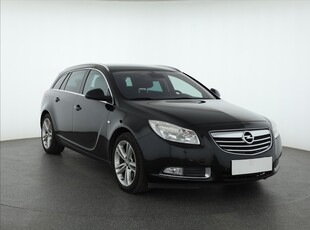 Opel Insignia , Navi, Klimatronic, Tempomat, Parktronic,ALU