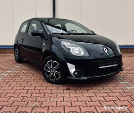 Renault Twingo 1.2 75 KM 2009 rok klimatyzacja el szyby el lusterka