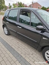 Sprzedam auto scenik 1,6 benzyna gaz w dobrym stanie