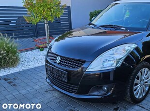 Suzuki Swift 1.2 Black&White