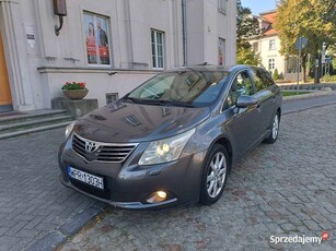 TOYOTA AVENSIS 2.0 BENZYNA SALON POLSKA HAK OKAZJA