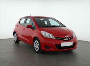 Toyota Yaris III , Salon Polska, Klima, Parktronic