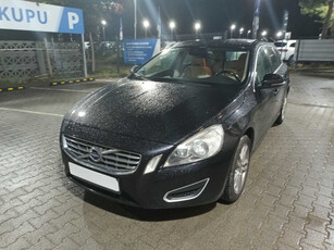 Volvo V60 2012 D3 2.0 313302km Kombi