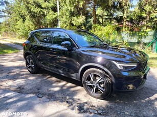 Volvo XC 40 B3 Plus Dark