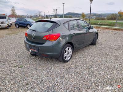 Astra J 1.6 z Niemiec