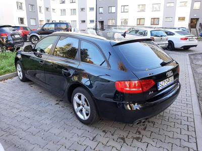 Audi A4 B8 2.0 TDI stan bdb Model 2010r