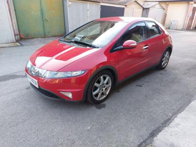 Honda Civic UFO 1.8 139tys.