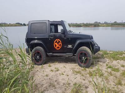 Jeep Wrangler Sahara automat