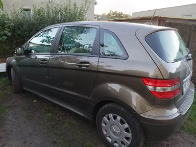 Mercedes B klasa 1.7