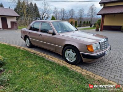 Mercedes-Benz W124