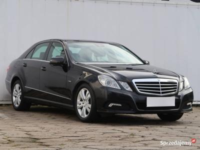 Mercedes E E 200