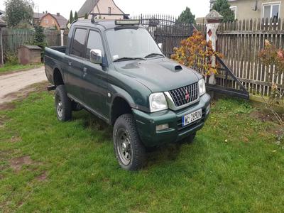 mitsubishi L200 navara 4x4 pick up stan bdb