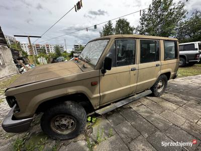 Na części Isuzu Tropper