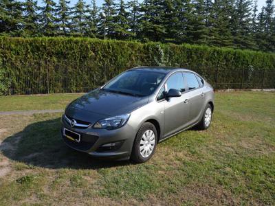 Opel Astra IV 1,4 turbo 2019 rok