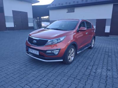 samochód kia sportage