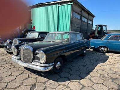 Sprzedam Mercedes- Benz W111 220 SE 1960