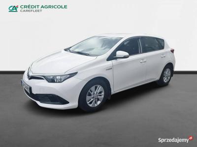 Toyota Auris Hybrid 135 Active Hatchback. DW5R480 II (2012-)