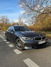 BMW Seria 3 330i Sport Line