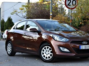 Hyundai i30 1.4 Fifa World Cup Edition