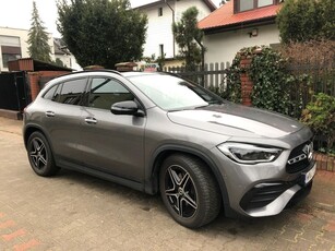 Mercedes-Benz GLA 180 d AMG Line