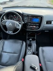 Mitsubishi Outlander 2.2 DID Intense +