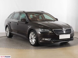 Skoda Superb 2.0 217 KM 2017r. (Piaseczno)