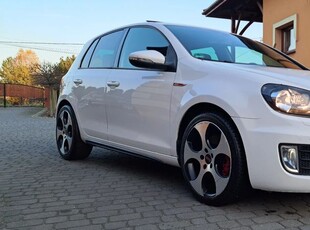 Volkswagen Golf 2.0 GTI DSG