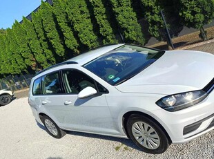 Volkswagen Golf VII 1.6 TDI BMT Trendline