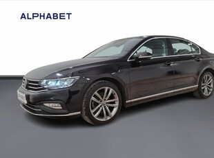 Volkswagen Passat B8 Volkswagen Passat 2.0 TDI 4Mot. Elegance DSG Salon PL 1wł.