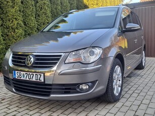 Volkswagen Touran 1.4 TSI EcoFuel DSG Comfortline