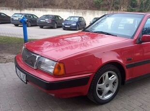 Volvo Seria 400