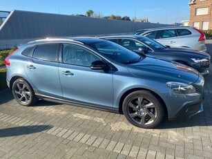 Volvo V40 II