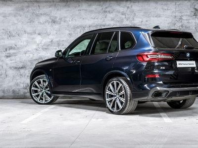 BMW X5 M50