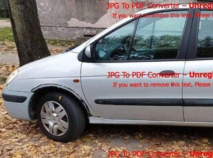 1/2 w pojeździe Renault Megan Scenic