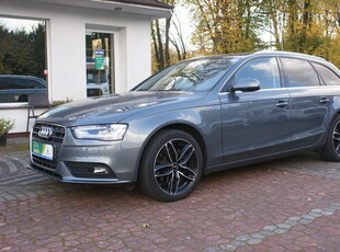 Audi A4 IV (B8) 2,0 TDI 177KM Kamera cofania Parktronic Klimatronic Kalles go