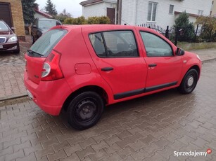 Dacia Sandero 1.4 b+GAZ 2009 Rok