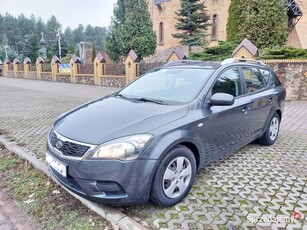 KIA CEED 1,4 benzyna 2011 rok bezwypadkowa bez rdzy kombi