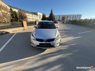 Kia ceed super stan