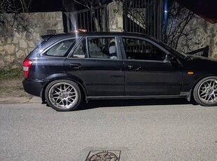 Mazda 323F BJ 1.6 ZM 2001